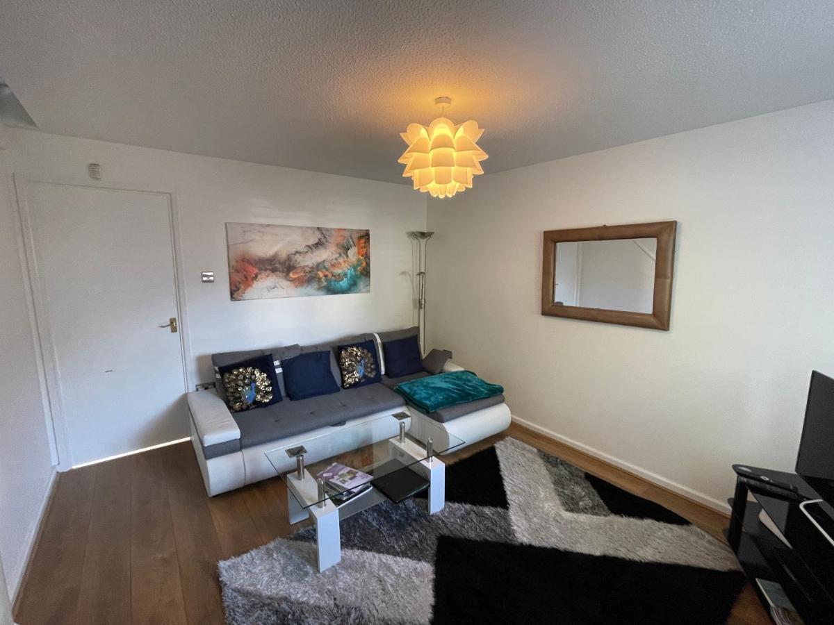 Riverside 2 Bedroom Townhouse With Car Charger Abergavenny Exterior foto